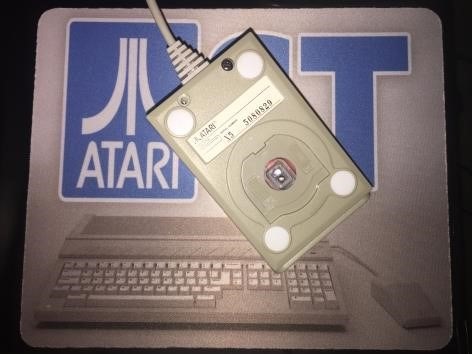  A nice Atari ST themed mouse pad. 